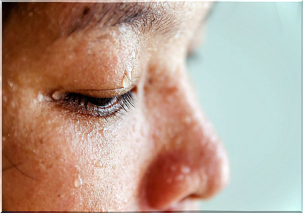 Eyeballing (putting alcohol in the eyes) as a dangerous game