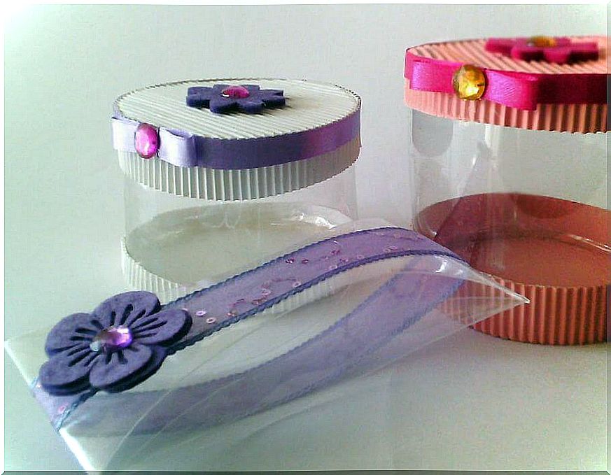 Gift boxes with plastic bottles