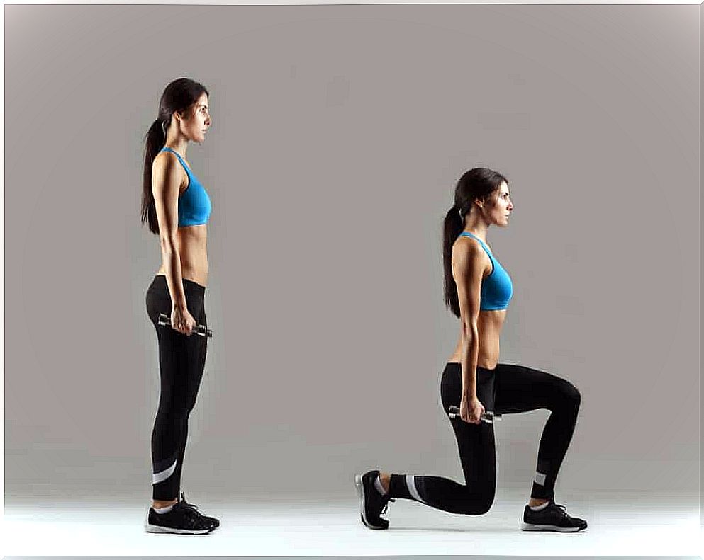 Front lunge toning buttocks at home