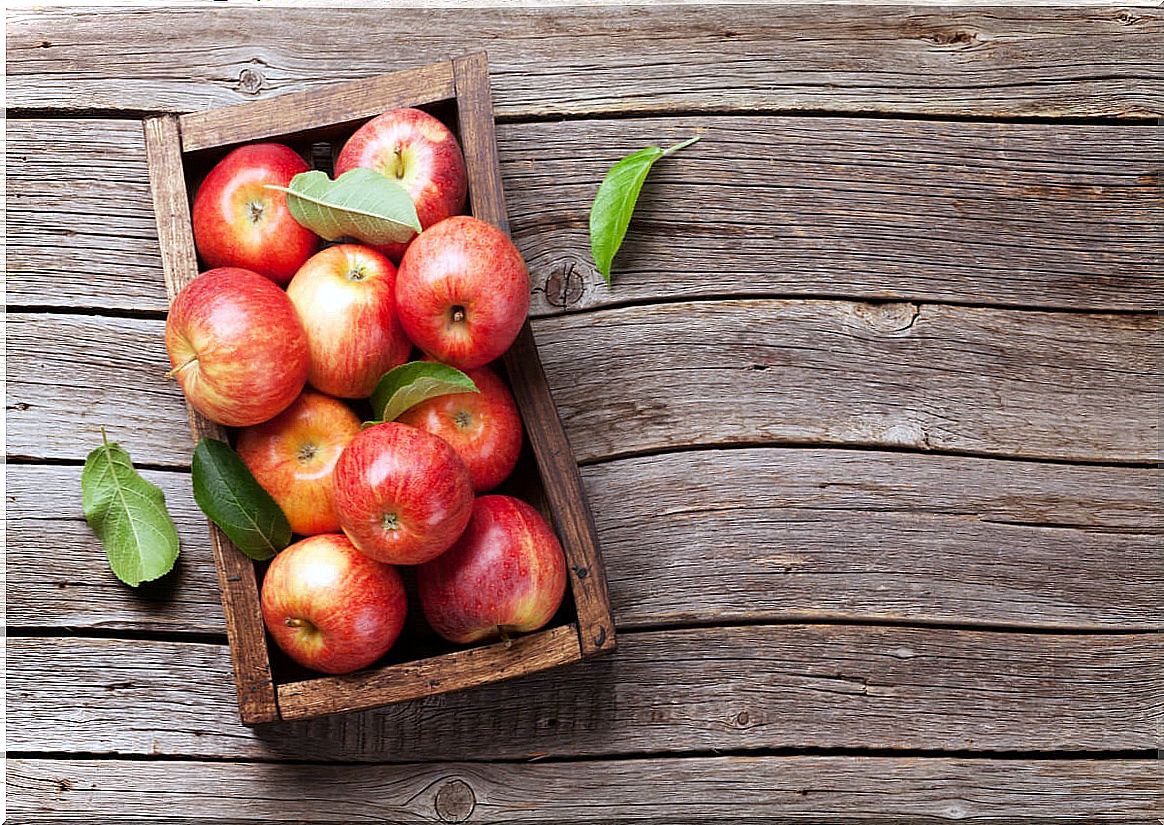 Low glycemic index apples.