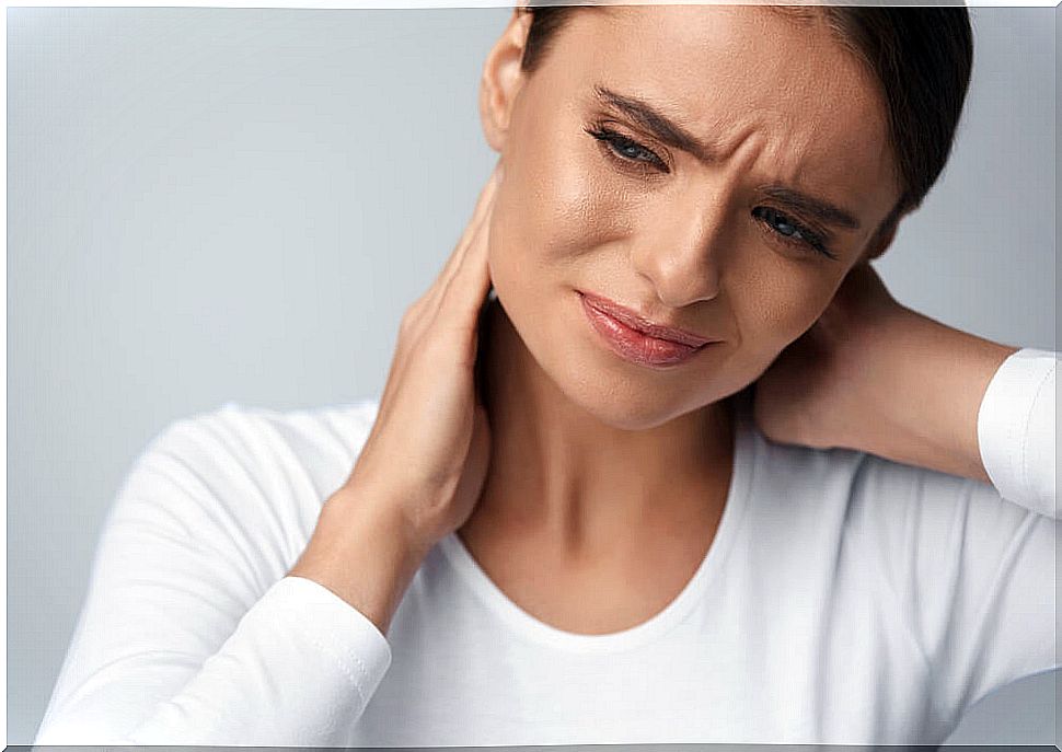 Woman with neck pain