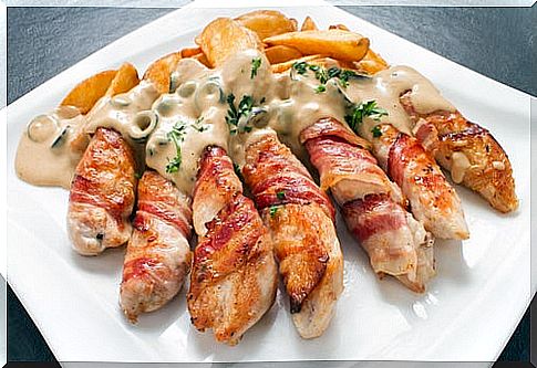 chicken breast and bacon rolls