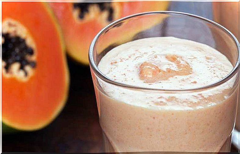 milkshake-papaya-milk-almonds