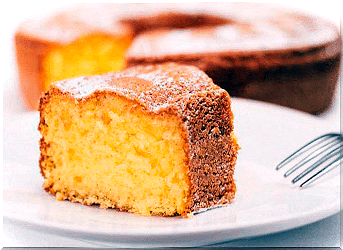 Vanilla and yogurt cake